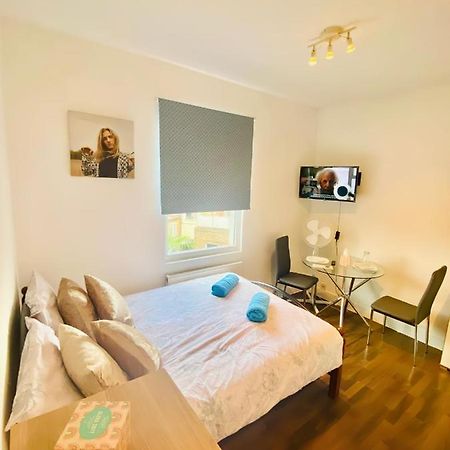 One Bed Studio Flat In Central London Apartment Luaran gambar