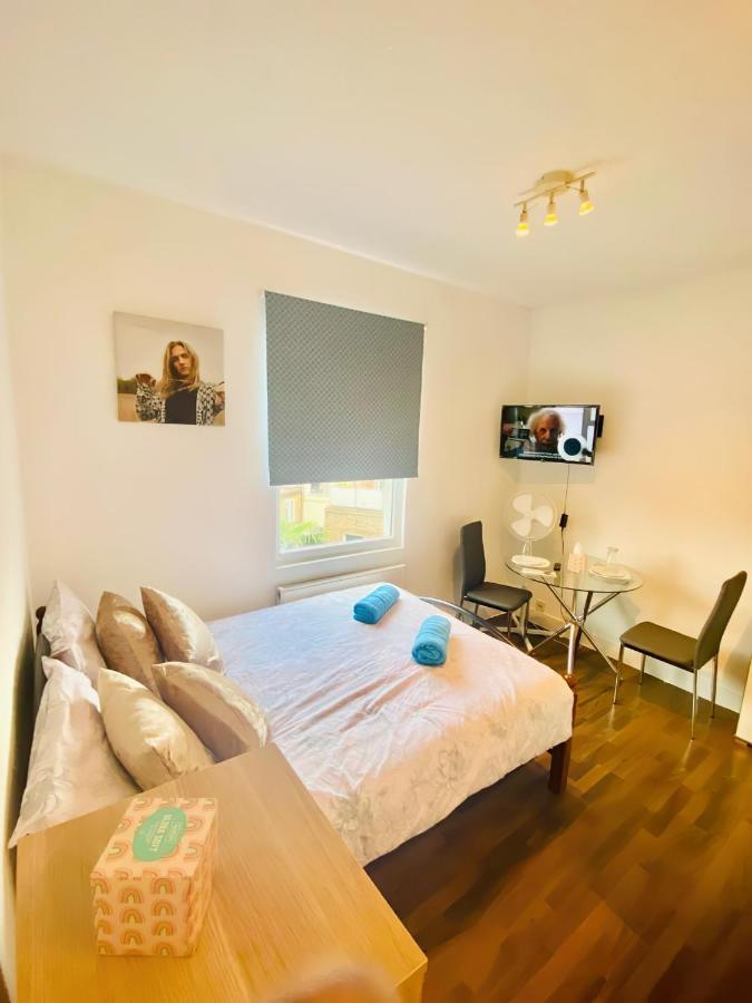 One Bed Studio Flat In Central London Apartment Luaran gambar